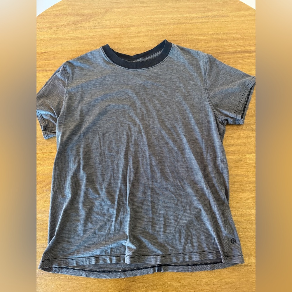 Lululemon Athletica Charcoal Tee with Black Collar